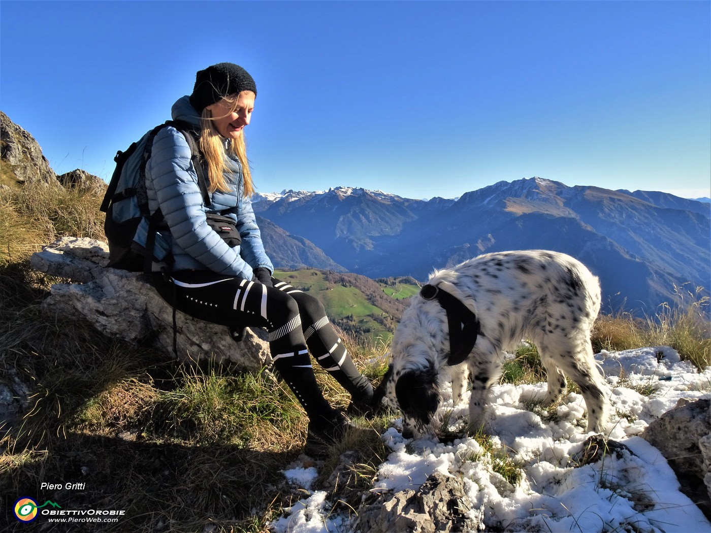 30 Nina si gode la prima neve.JPG